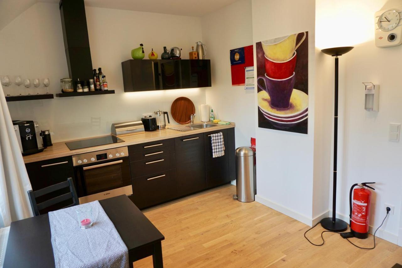 Privatzimmer Schoenfelder Düsseldorf Exterior foto